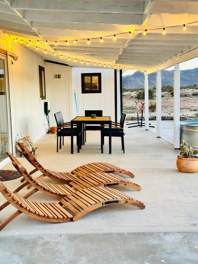 Ravens Nest Ranch, Fire Pit , Views, Near Jt Park! Villa Joshua Tree Exterior foto