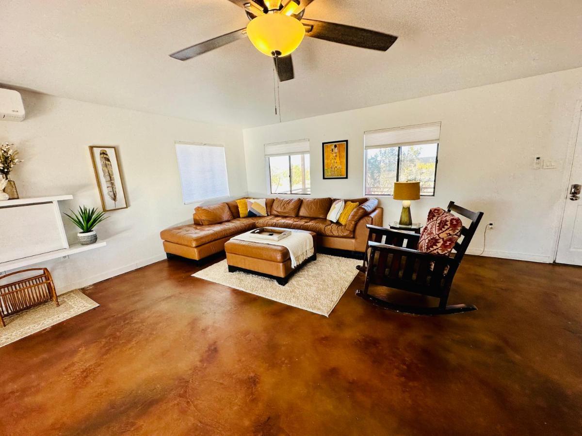 Ravens Nest Ranch, Fire Pit , Views, Near Jt Park! Villa Joshua Tree Exterior foto
